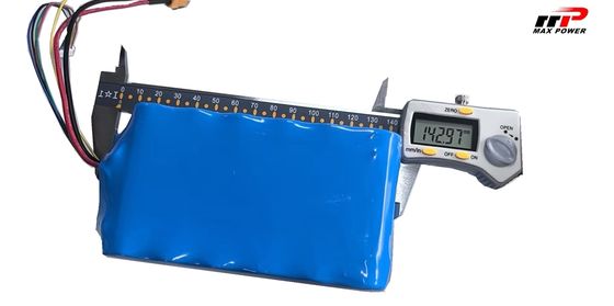 22.2V 25Ah 21700 baterai lithium ion untuk robot AGV